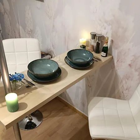 Modern Living Goeggingen, 4 Min Zur Messe, Tram 50m Apartman *